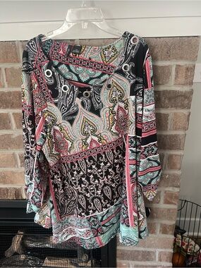 new directions Black Multi Paisley Eyelet-Accent Long Sleeve Blouse